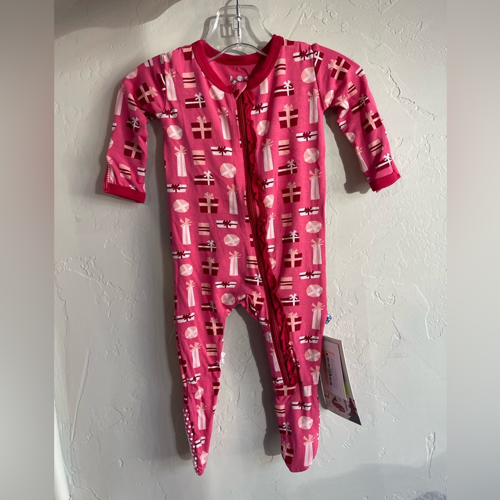Kickee Pants Christmas Winter Rose Presents Footie NWT Lots of Sizes